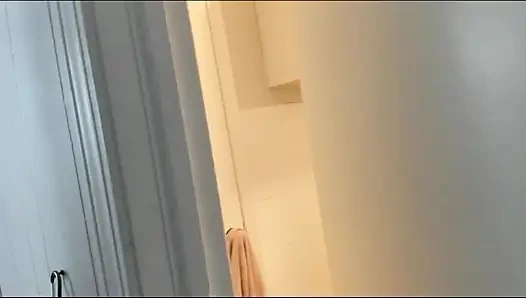 Mani muncrat profesional