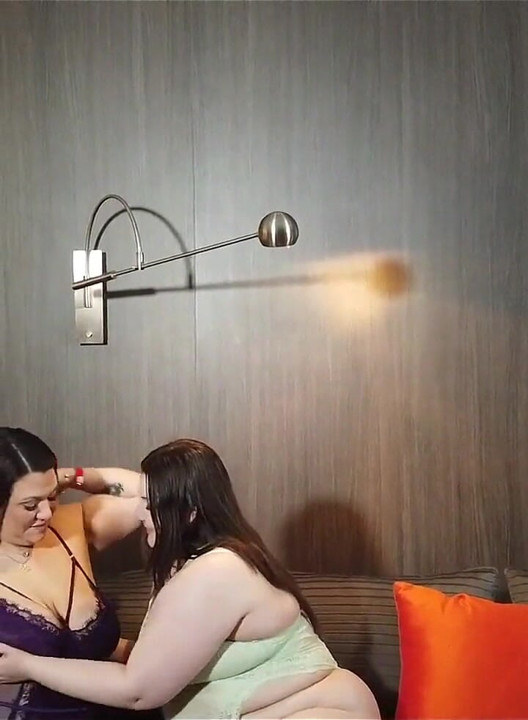 Intimate Lesbians Kissing and Fucking