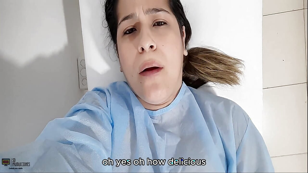 Parmaklarım yeterli değil, amım daha fazla hissetmek istiyor, doktor gel bana tekrar dokun- İspanyolca porno