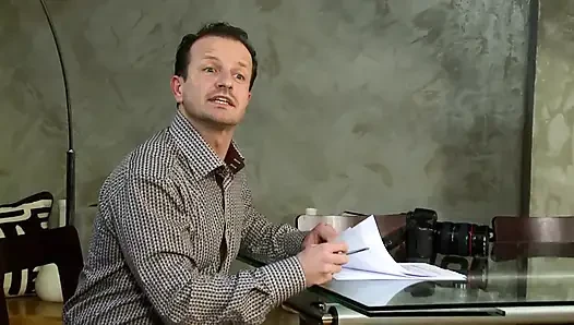 Мокрая возбужденная блондинка венгерская шлюшка скачет на моем жестком члене, том 1