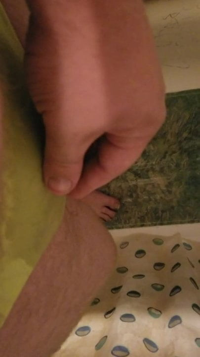 Peeing again