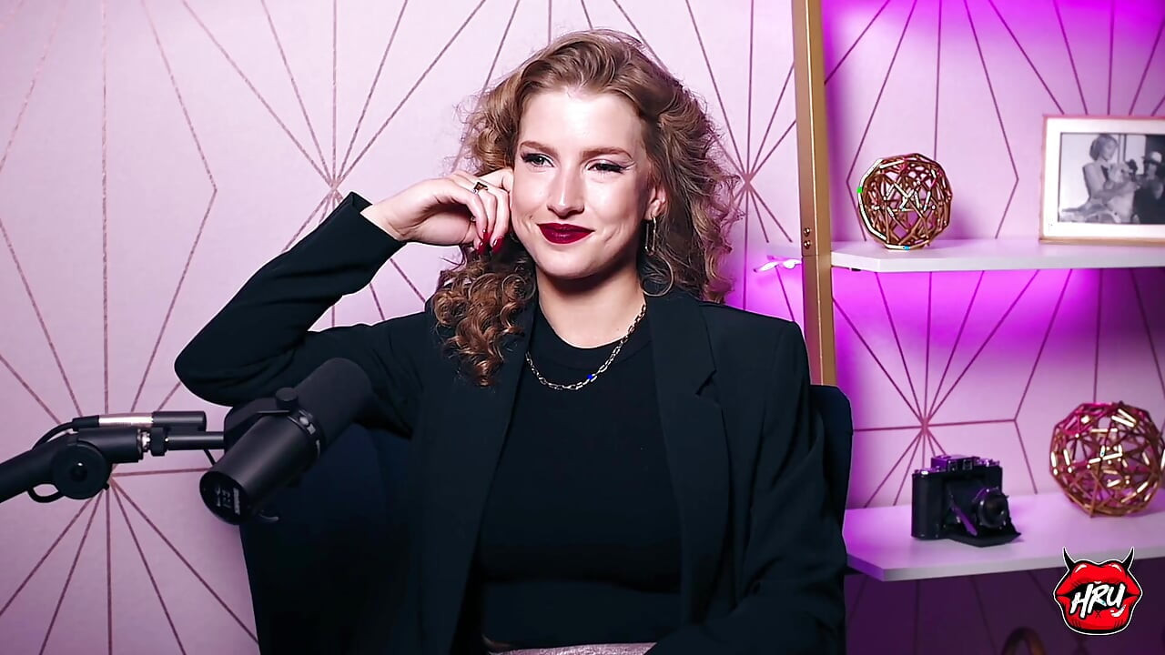 Octavia Red: Cum porno mă gratuit