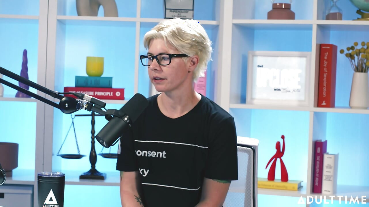 Cadence Lux: Authentic Orgasms & Self-advocacy