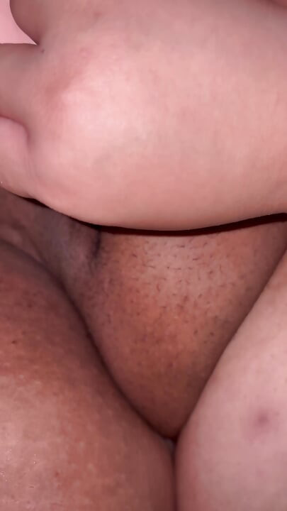 Knep dildo, indtil du tisser