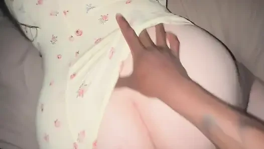 En iyi arkadaşım pembe sıkı amına boşalmam için yalvardı