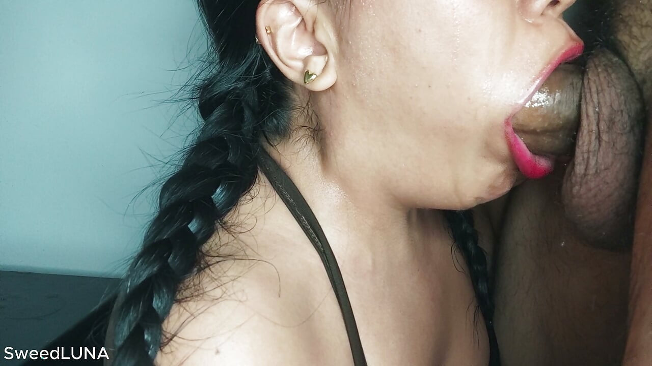 brunette gets double cumshot in the throat -SweedLUNA