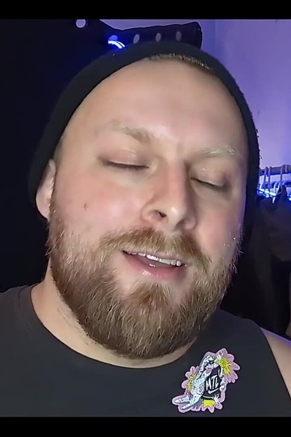 Ponižavanje te jer imaš mali kurac s odbrojavanjem do svršavanja i drkanjem za moj Sph Fetišisti poniženja malog kurca