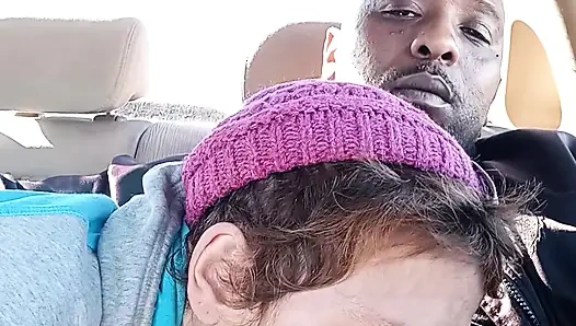 Schmutzige straßenhure trinkt mein sperma zum frühstück. MILF