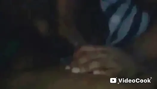 Pelacur ini adalah mesin!