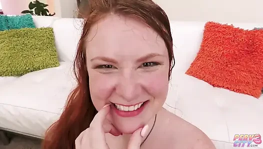Kurvige hotties roxi riot und yaya gingersnatch alle löcher ficken