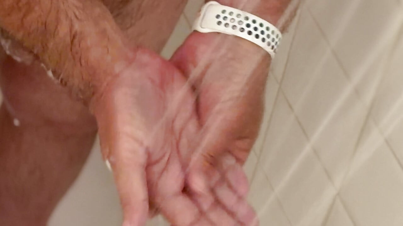 Simple quick shower wank