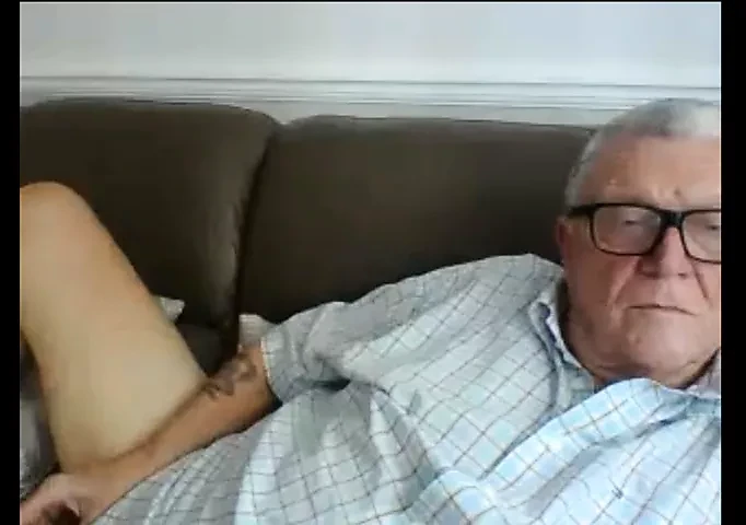 70 yo hot man make cum