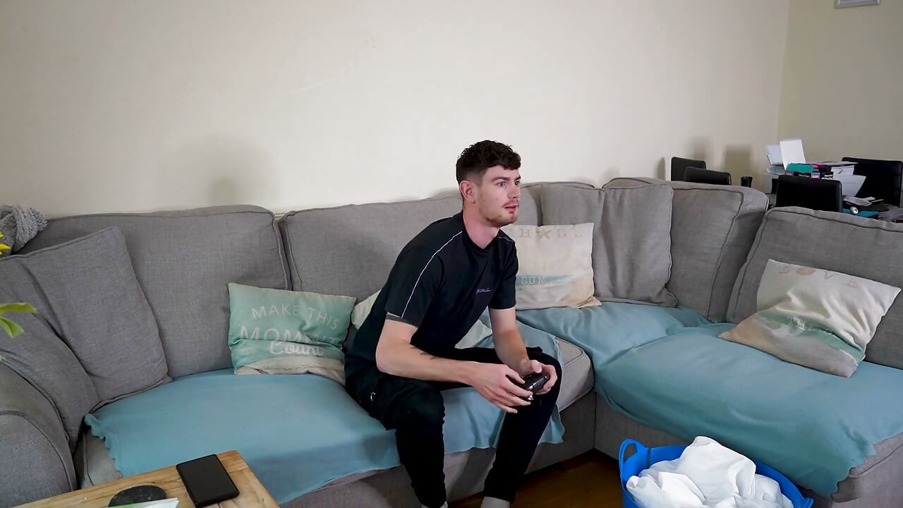 Maisie Lewis Teaches Calvin Steel Some Respect