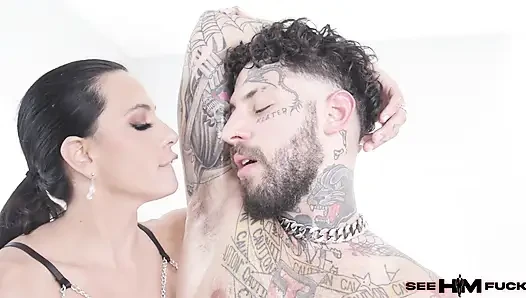 Tattooed Tommy Has Sandy Love Suck His Oiled Shaft On White Sheets!