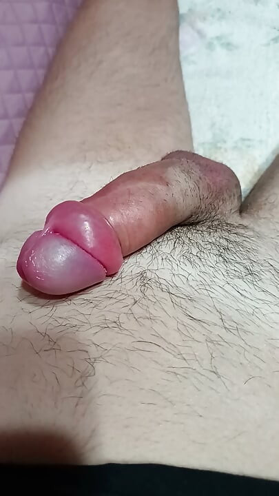 I'm pumping my cock and swinging it