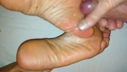 Cum on mature soles of my wife 2