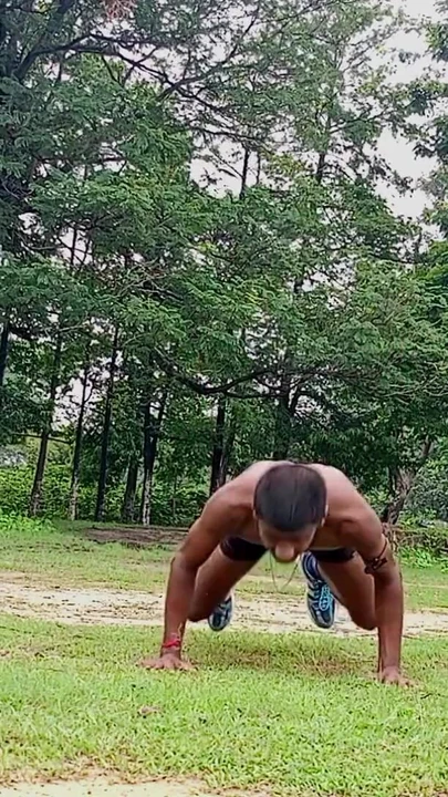 Magával ragadó pillanat a "Fogyás nagyszerű harci gyakorlat letöltés gyakorlattal"