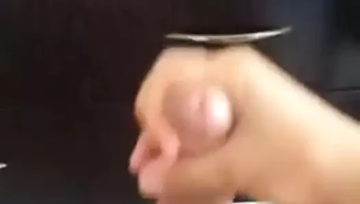 Evde yalnız