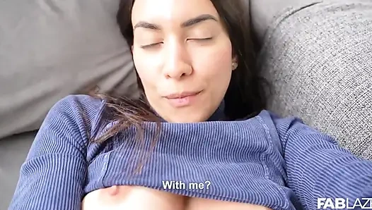 Это включает меня говорить с вами и мастурбировать! Я кончу для тебя!!