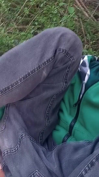 Jon Arteen gay twink's soft strokes risky outdoor, caught or not | Clip 1
