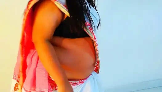 Моя мачеха дези в подметательной комнате, потом я трахнул ее - большие сиськи и задница (часть-2)