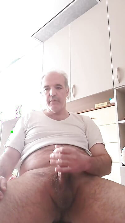 Erste Übungen, um mit Freude zu masturbieren!