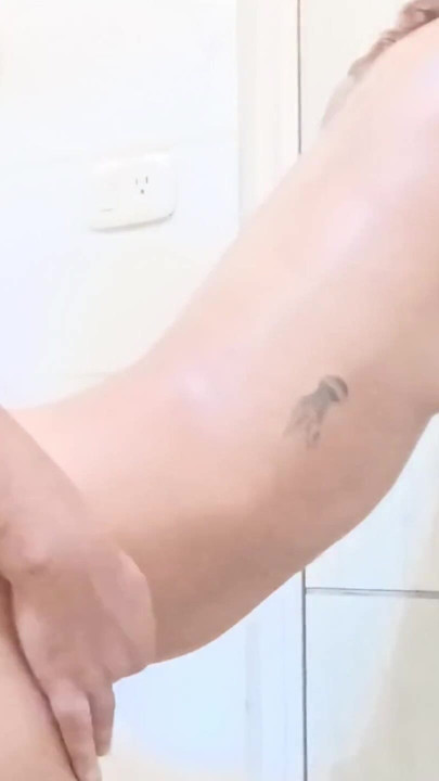We were hot and took a shower after we got in | Clip 1