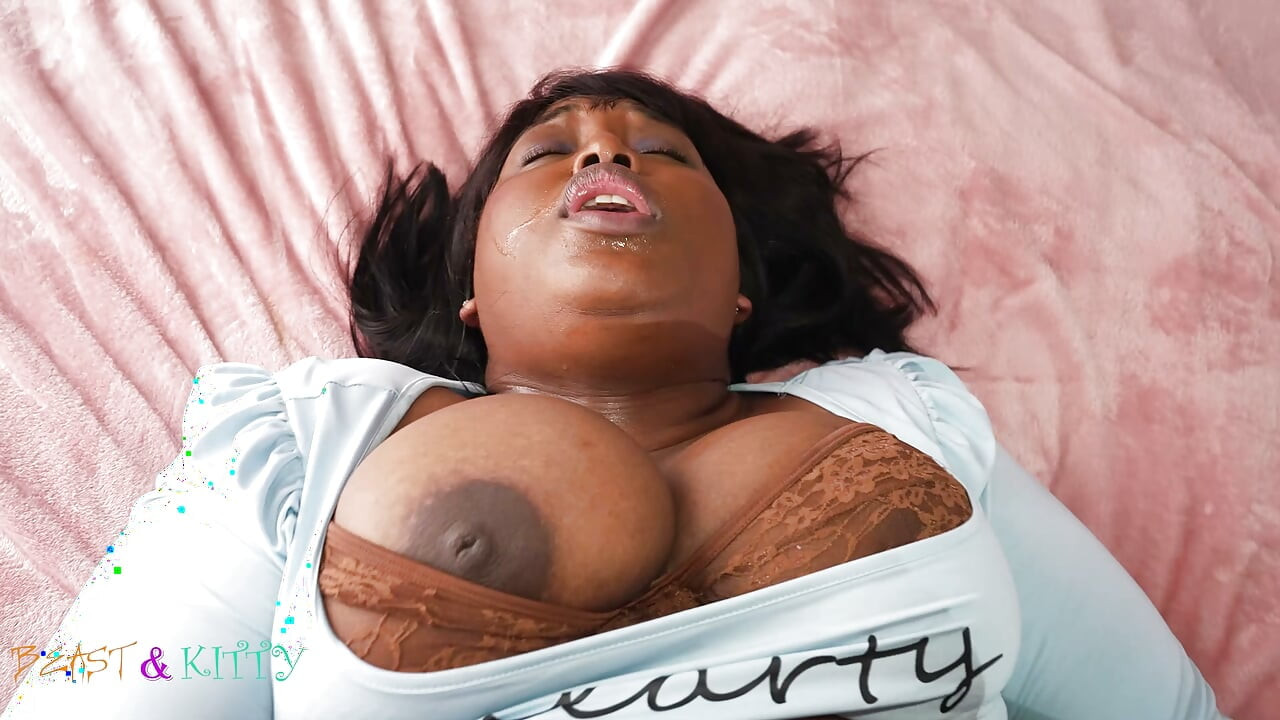 Thick Wife Fucked Before Work Ft Kittylove