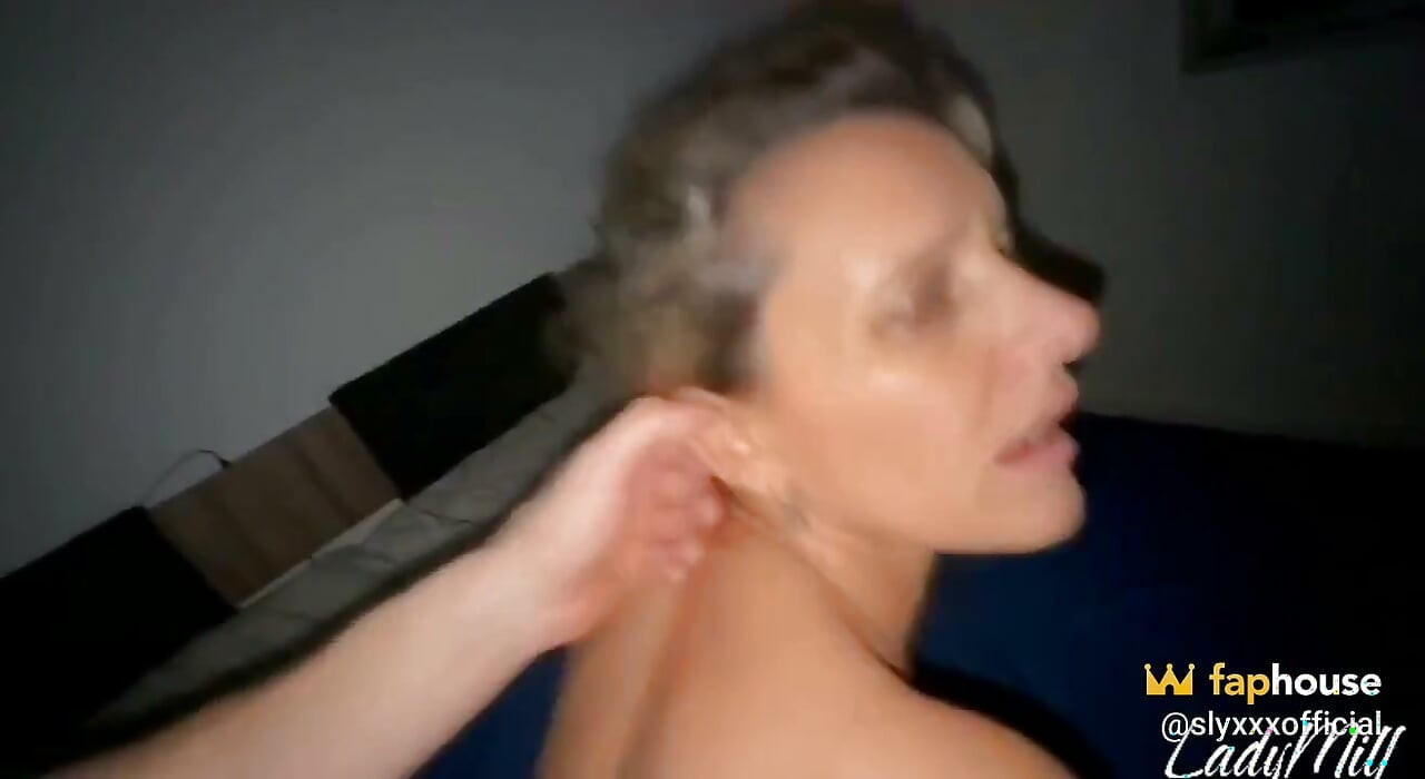 Anal to My Stepmom MILF
