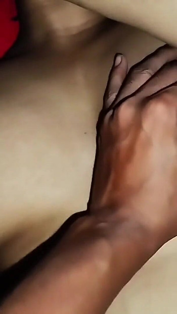 หมู่บ้านท้องถิ่นแขกสาวอินเดียสุดฮอตวิดีโอ XXX ในร่ม, สาวอินเดียและหนุ่มอินเดียเย็ดกัน | คลิป 1