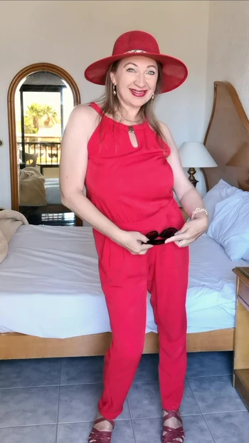 Red Hat and hot granny