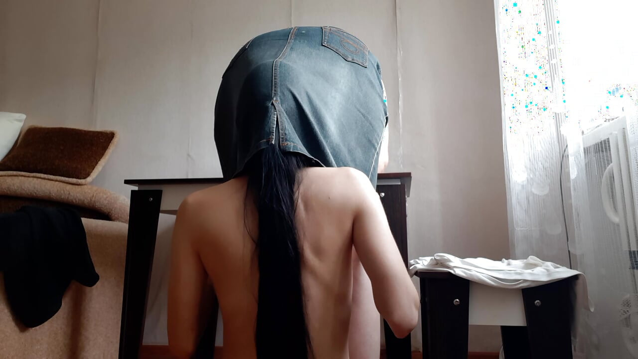 I lick my teacher's ass to pass the exam