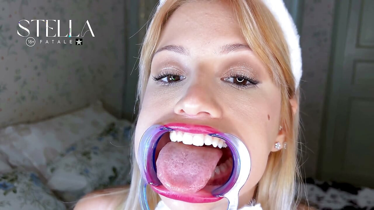 Mouth Retractor Teeth Examination