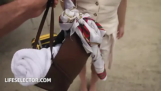 Megan Murkovski's Butt Gets Handled After Months