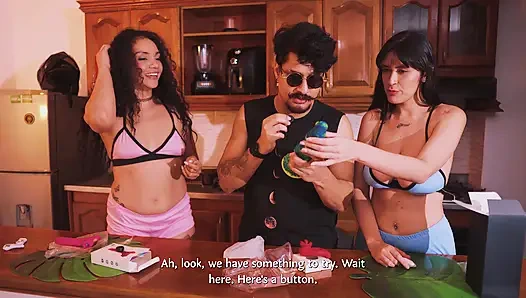 Bu 2 Georgeous'un biraz yardımla boşalması (badpeach oyuncakları incelemesi)