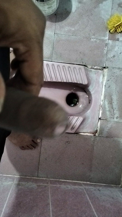Gatar me jakar ladki ko muh me Diya