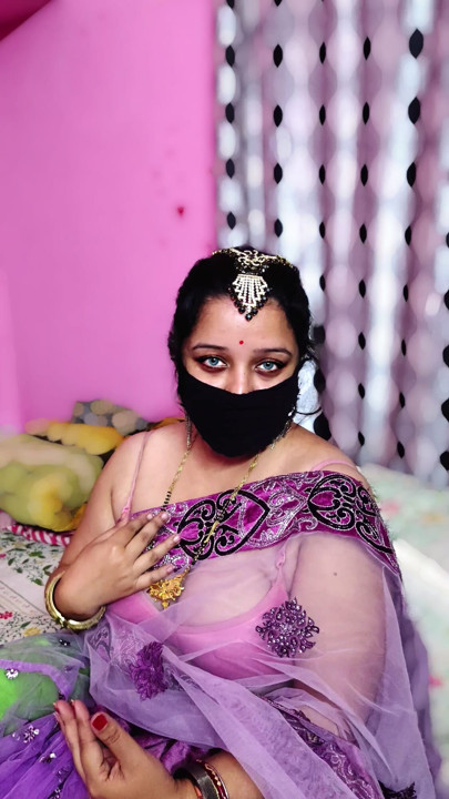 Güzel Hintli seksi randi ateşli evli kadın