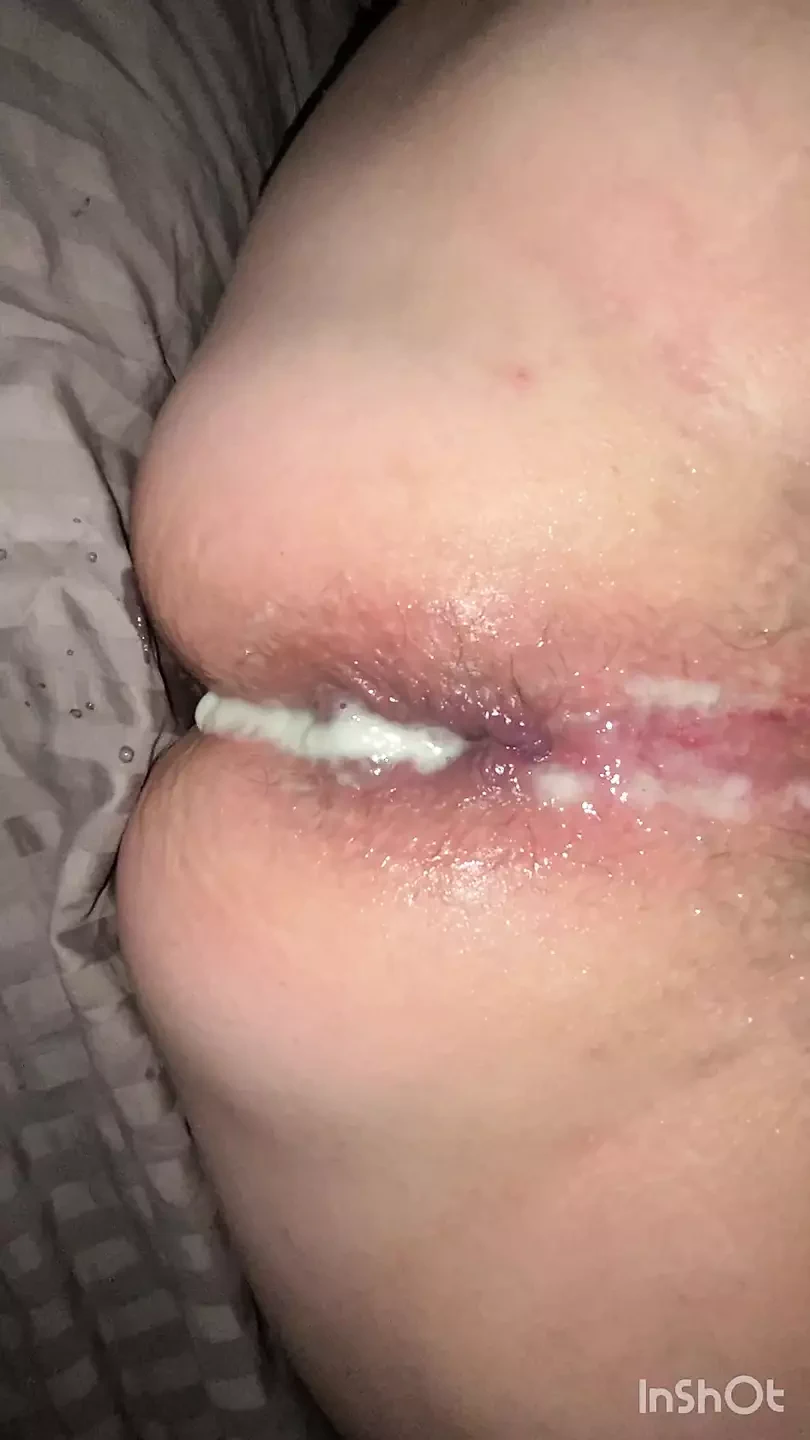 去超市后，我狠狠地操了这个衣柜娘娘腔的屁股，直到她尖叫