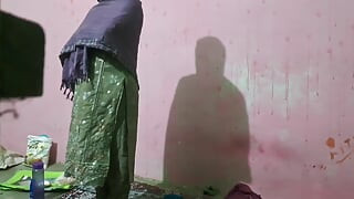 Femme desi, réel, vidéo de chudai du village desi indien pour elle