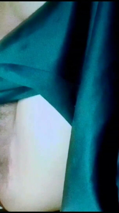Hot sexy Asian girl in hot pussy, enjoying her youth. Punjabi Bhabhi is slowly caressing her hot hot pussy between the legs. Slo | Clip 1