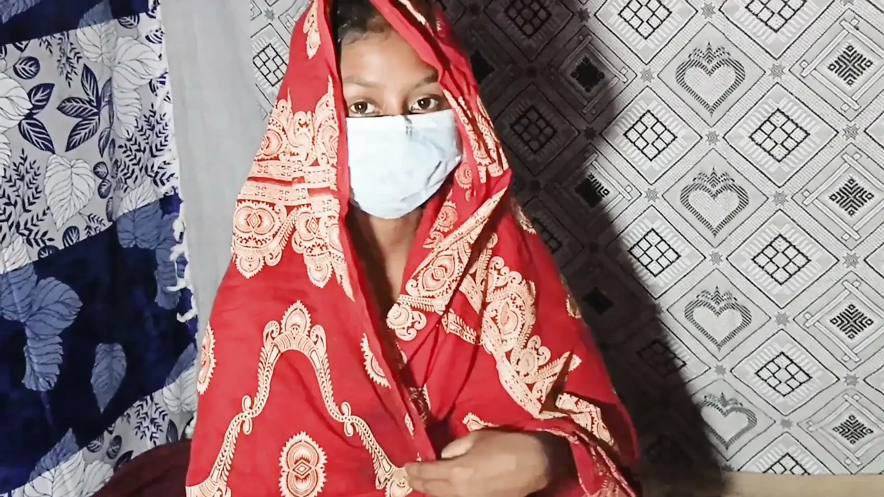 Viral sexy video of a Bangladeshi man with his elder brother's mother-in-law.