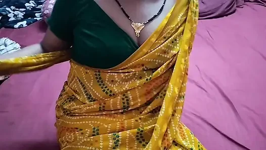 Landlord Aunty seduced a college boy to satisfy her desires