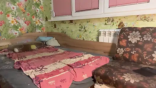 Uzun zamandır kayıp üvey kız kardeşim