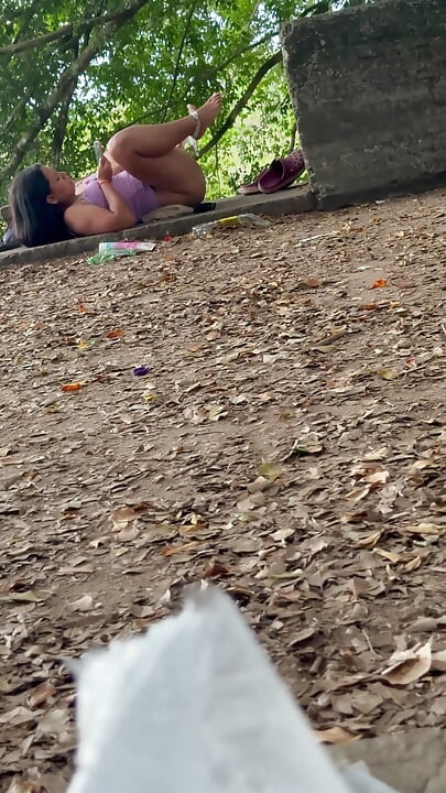 تم القبض على جاري وهو يستمني