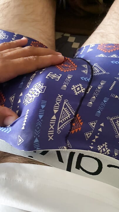 M-am masturabt gândindu-mă la soră-mea vitregă