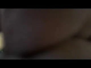 Mariana dirigindo sem calcinha