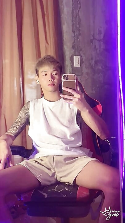 Asian Inked Boy Filming Himself as He Jerks Off