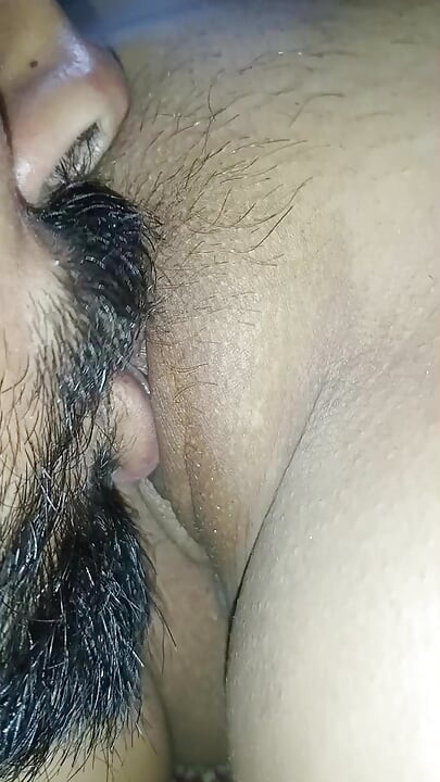 indická panenská manželka detailní sex video desi indická dívka.