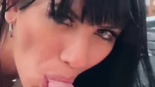 Tatilden sonra sert anal - esmer latin kovboy kız pozisyonunda derine alıyor ve bakış açısıyla domaltıyor