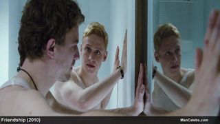 Matthias Schweighofer sexy ondergoedfilmscènes